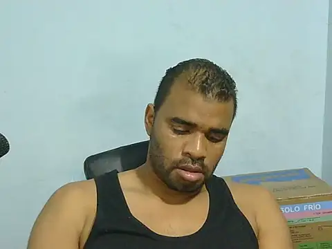 YOX22 – webcam-show