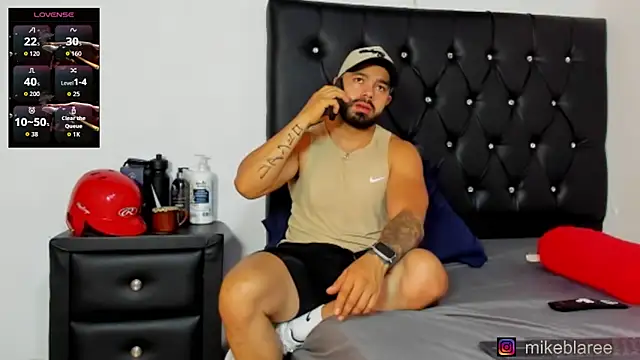 mikeblaree Adlı Modelin Web Kamerası Şovu