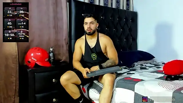 mikeblaree Adlı Modelin Web Kamerası Şovu