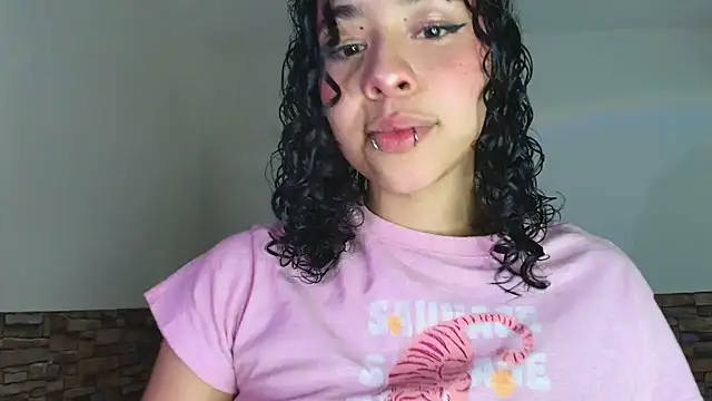 Dhalila_ 라이브 XXX 채팅