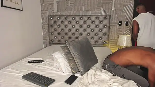 DereckandJakee webcam show