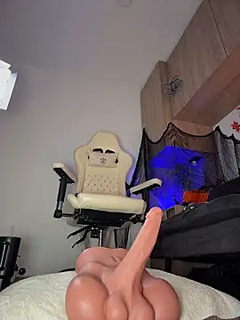 Maryybellax 现场XXX聊天