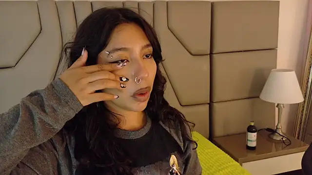 ParanoidTemptaion_ Live XXX-chat