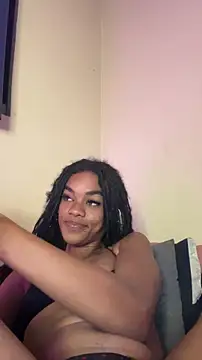 Cammgirlmii's Live XXX Chat