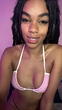 Cammgirlmii Adlı Modelin Canlı XXX Sohbeti