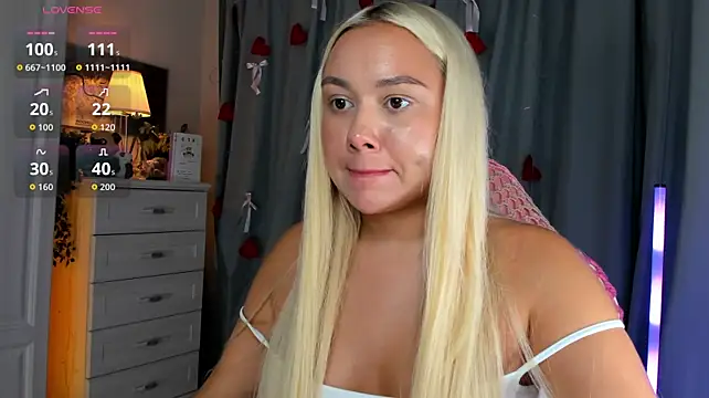 _Loneve__n Live XXX chat
