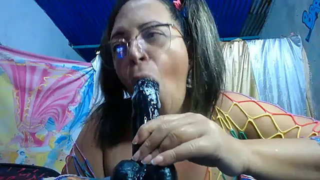 alina_maturehot Adlı Modelin Web Kamerası Şovu