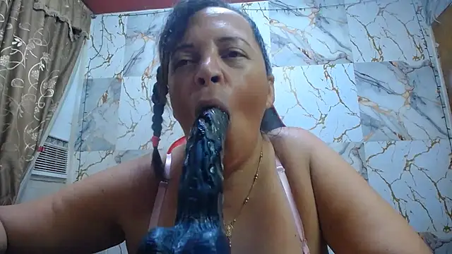alina_maturehot's Webcam Show