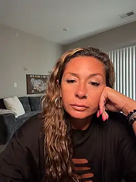 bossyroxy84: διαδικτυακό σόου στην κάμερα