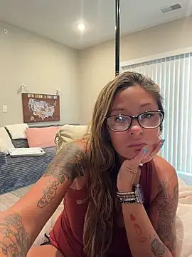 bossyroxy84 – webcam-show