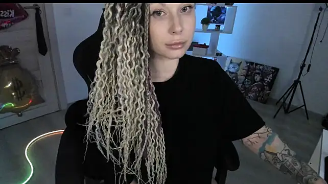 HoneySallyMoore Chat XXX in diretta