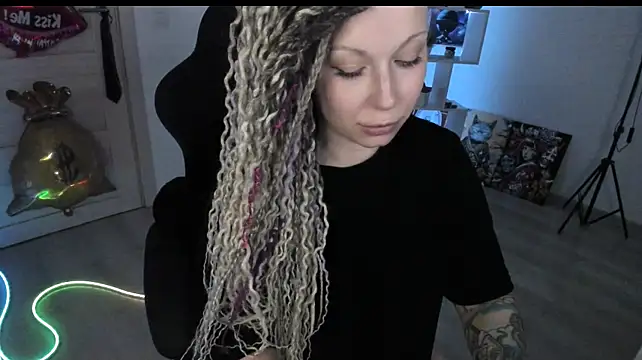 HoneySallyMoore's Live XXX Chat