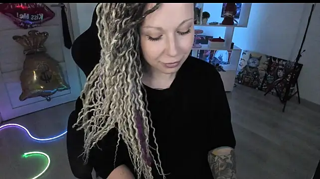 Chat +18 de HoneySallyMoore ao vivo