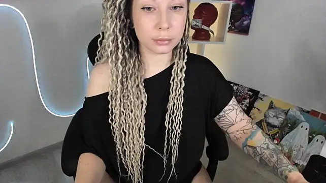 HoneySallyMoore Chat XXX in diretta