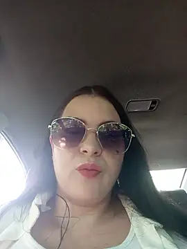 Show modela Greta_Tamar na web-kameri