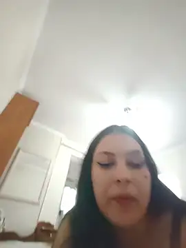Greta_Tamar Adlı Modelin Canlı XXX Sohbeti
