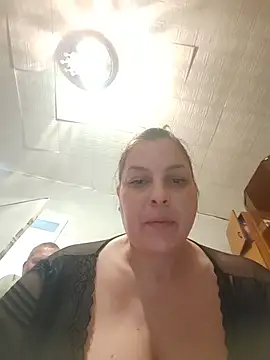 Chat +18 de Greta_Tamar ao vivo