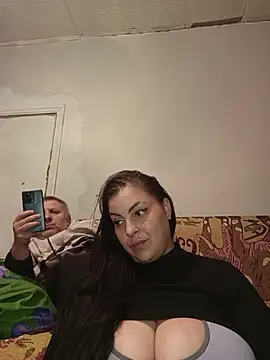 Greta_Tamar Chat XXX in diretta