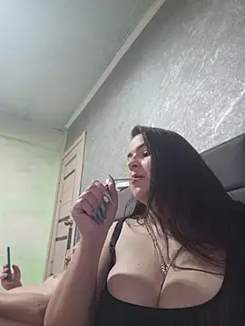 Greta_Tamar Pertunjukan Webcam