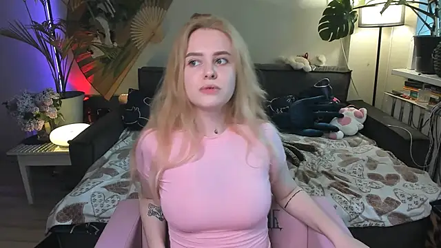 XXX chat uživo modela Alexa_Pirs
