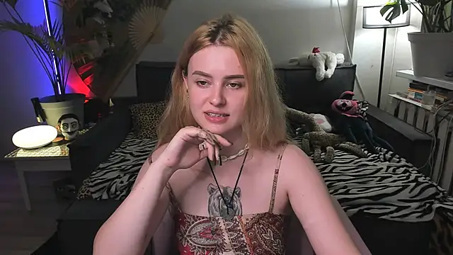 Chat XXX ao vivo de Alexa_Pirs