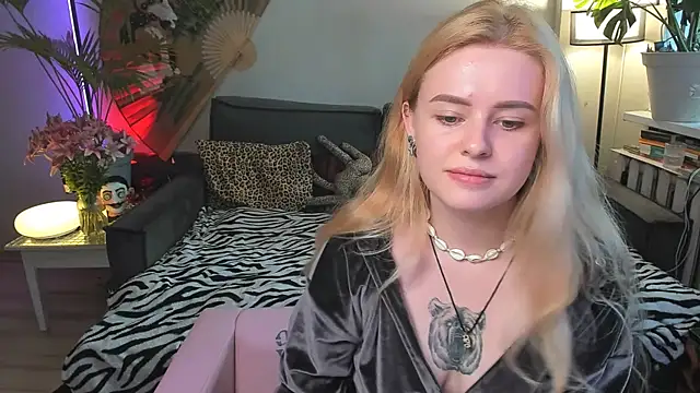 Alexa_Pirs 现场XXX聊天