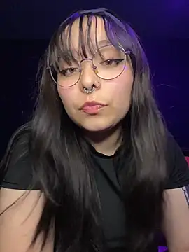 Solo_yoss' Live XXX Chat