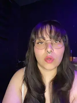 Solo_yoss live XXX chat