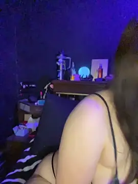 Solo_yoss live XXX chat