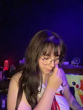 Solo_yoss Show in webcam