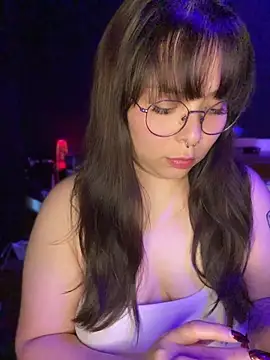Solo_yoss' Live XXX Chat