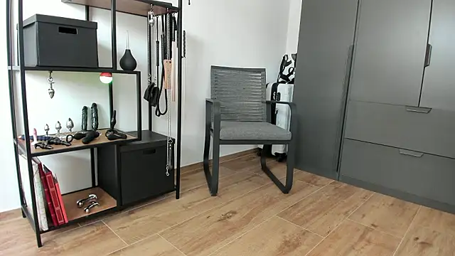 molicaremolicare: вебкам-шоу