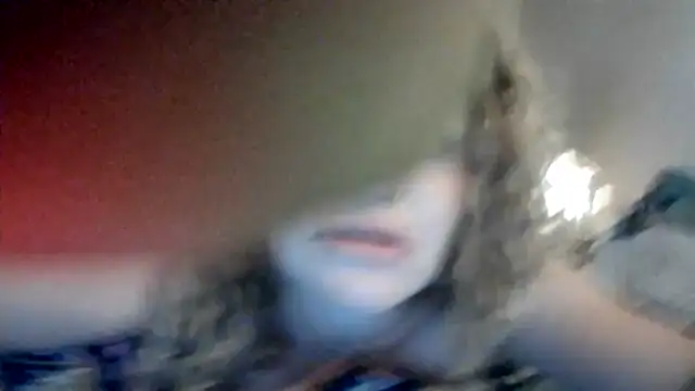 IrishxBrit25's Webcam Show