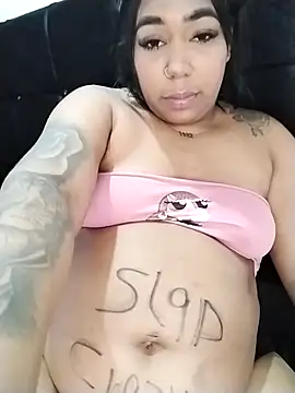 emma_purple_のウェブカメラショー