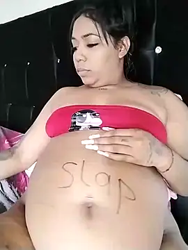 emma_purple_'s Webcam Show