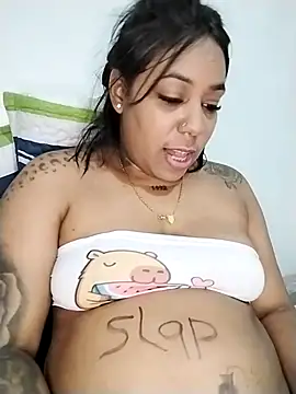 emma_purple_'s Webcam Show
