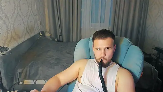 Vladik_bのウェブカメラショー