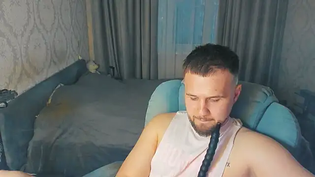 Vladik_b webcam show