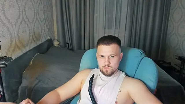 Vladik_b Webcam Show