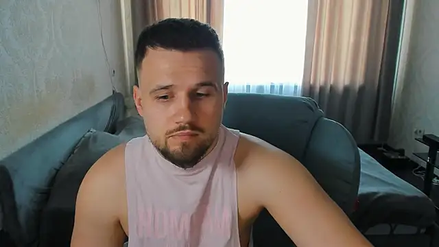 Pertunjukan Kamera Web Vladik_b