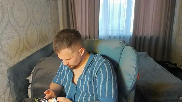Vladik_bのウェブカメラショー
