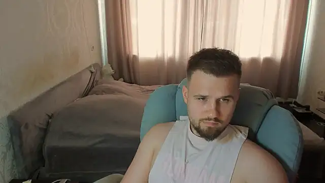 Vladik_b webkamerás műsora