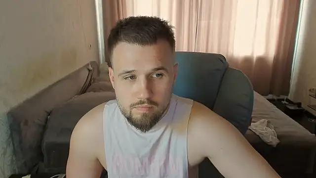 Vladik_b Webcamshow