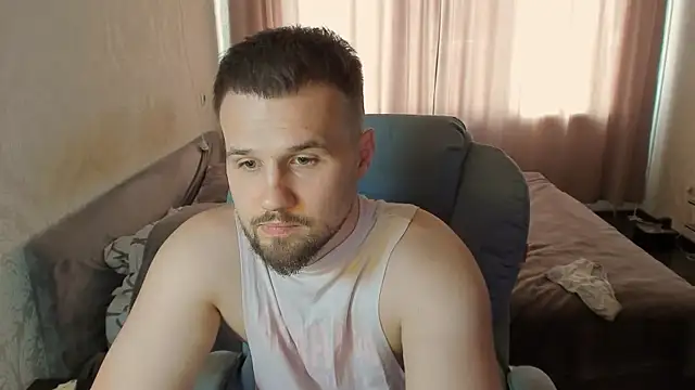 Vladik_b Webcam Show