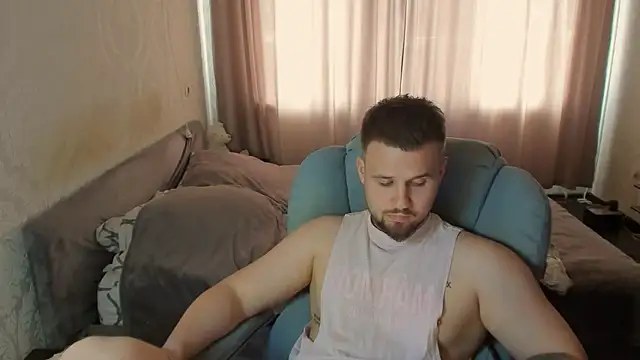Vladik_b webcam show