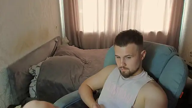 Vladik_b's Webcam Show