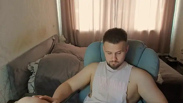Vladik_b: вебкам-шоу