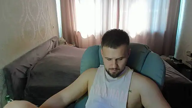 Vladik_b Adlı Modelin Web Kamerası Şovu
