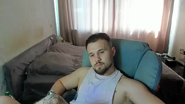 Vladik_b Adlı Modelin Web Kamerası Şovu