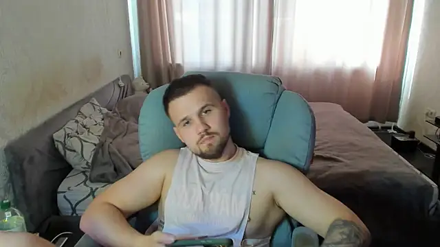 Vladik_b's Webcam Show
